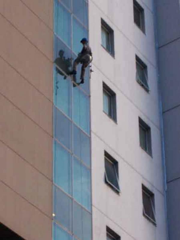 Lavagem de pele de vidro